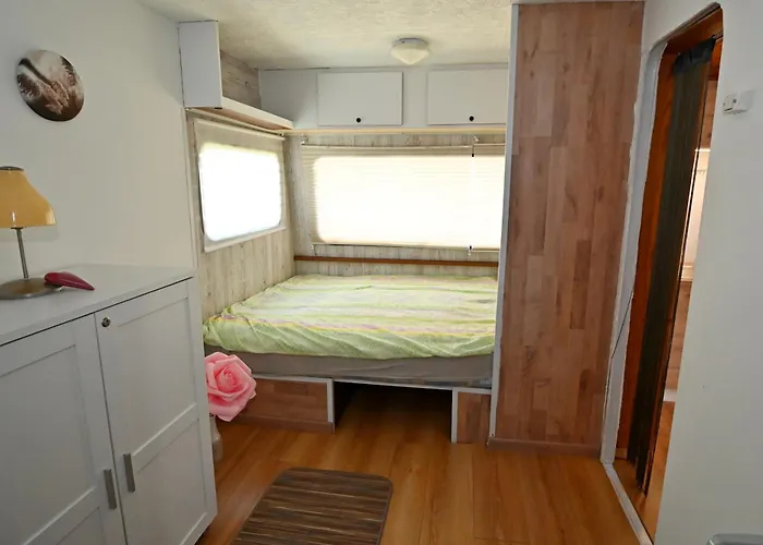 Apartman Pocitniska Kamp Hiska Miha, Terme 3000 - Vkljuceni 2 Kopalni Karti *